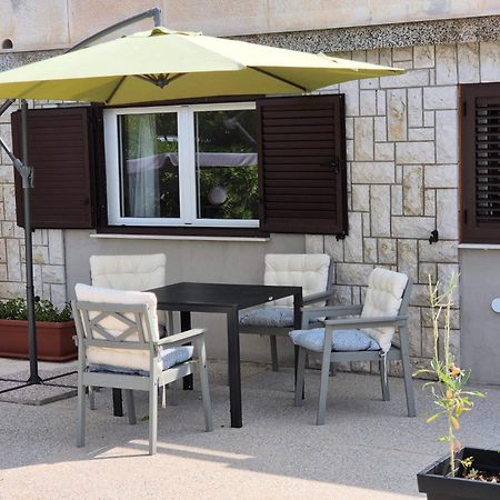 Apartments Marzic Pag Town Kültér fotó