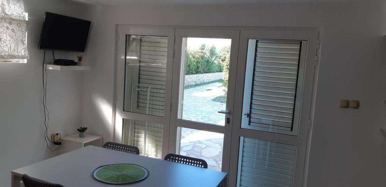 Apartments Marzic Pag Town Kültér fotó
