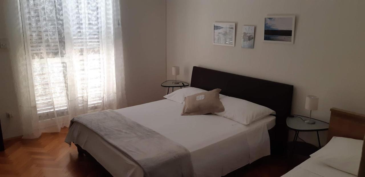 Apartments Marzic Pag Town Kültér fotó