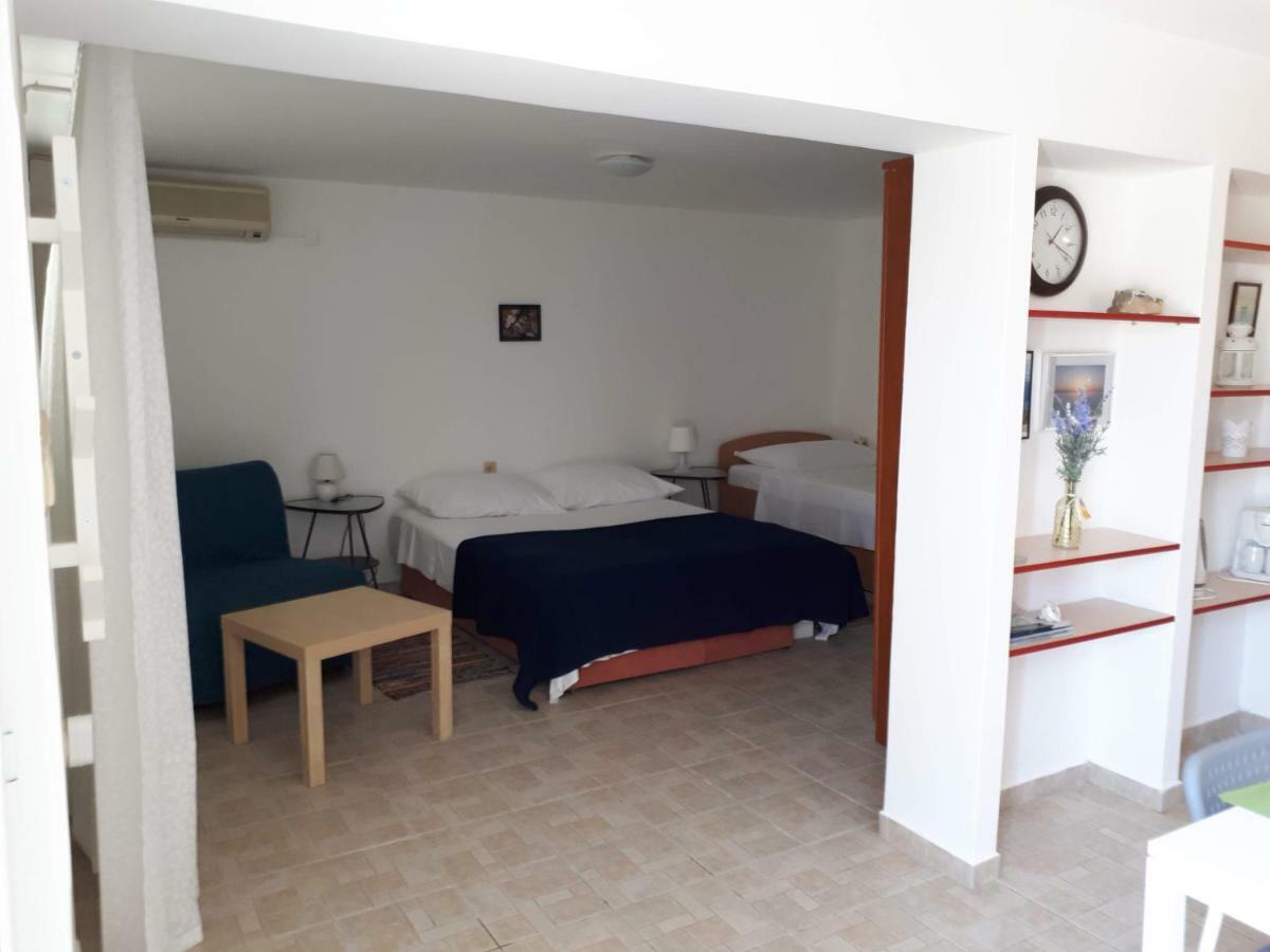 Apartments Marzic Pag Town Kültér fotó