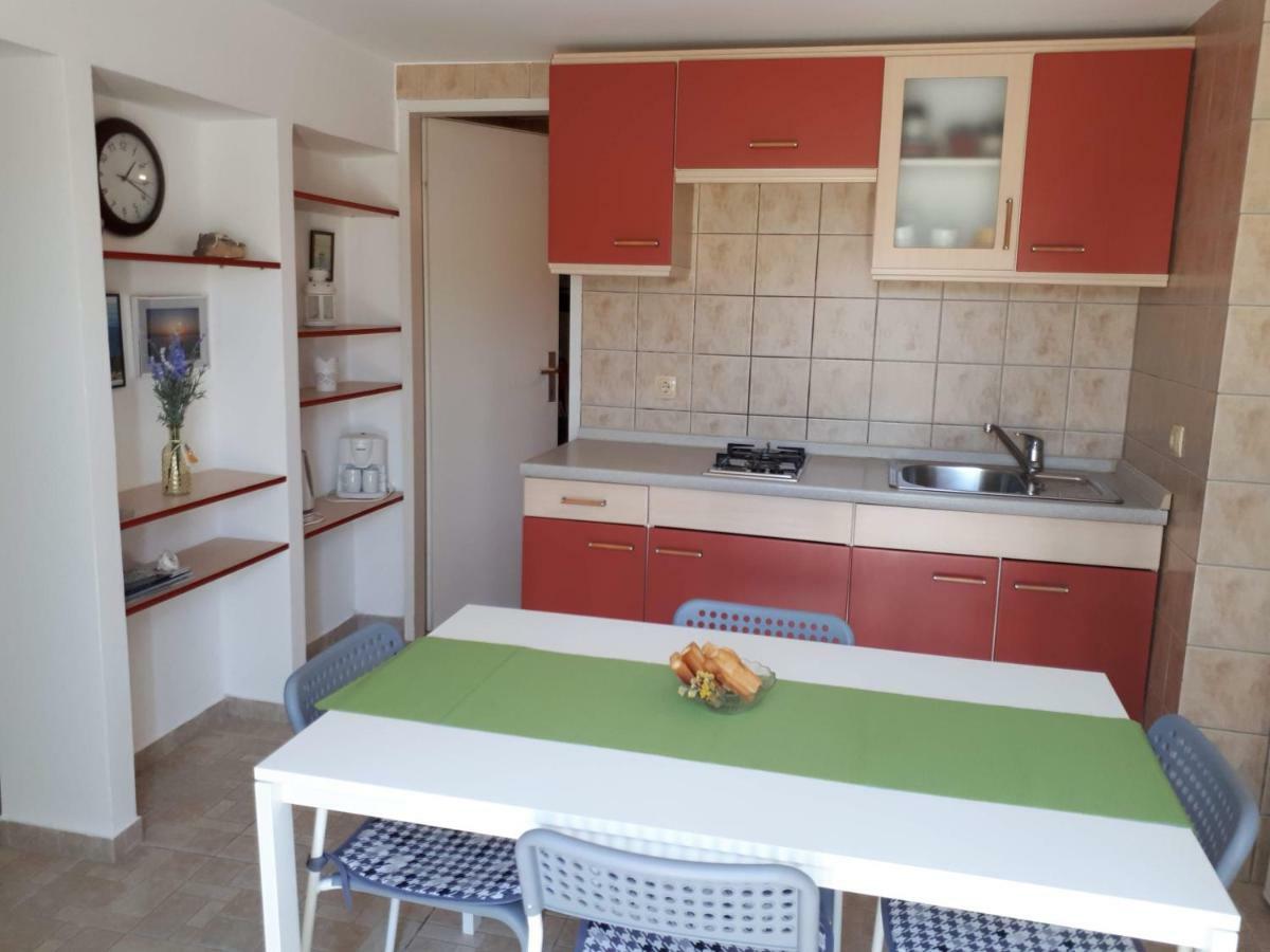 Apartments Marzic Pag Town Kültér fotó